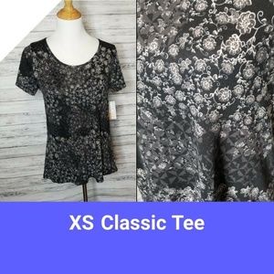 LuLaRoe Classic T Shirt Size Extra Small